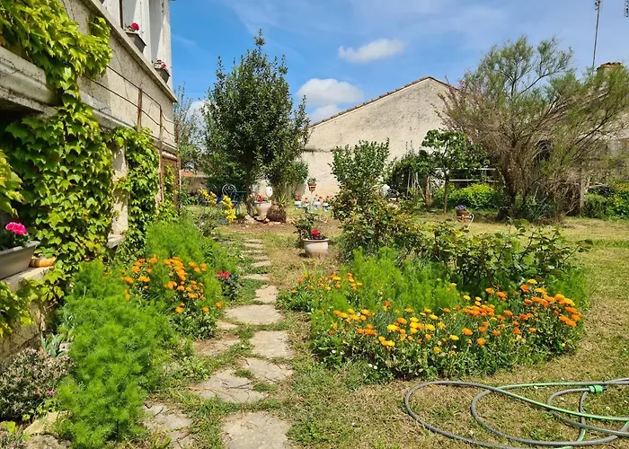 Pierre Bed & Breakfast 4*